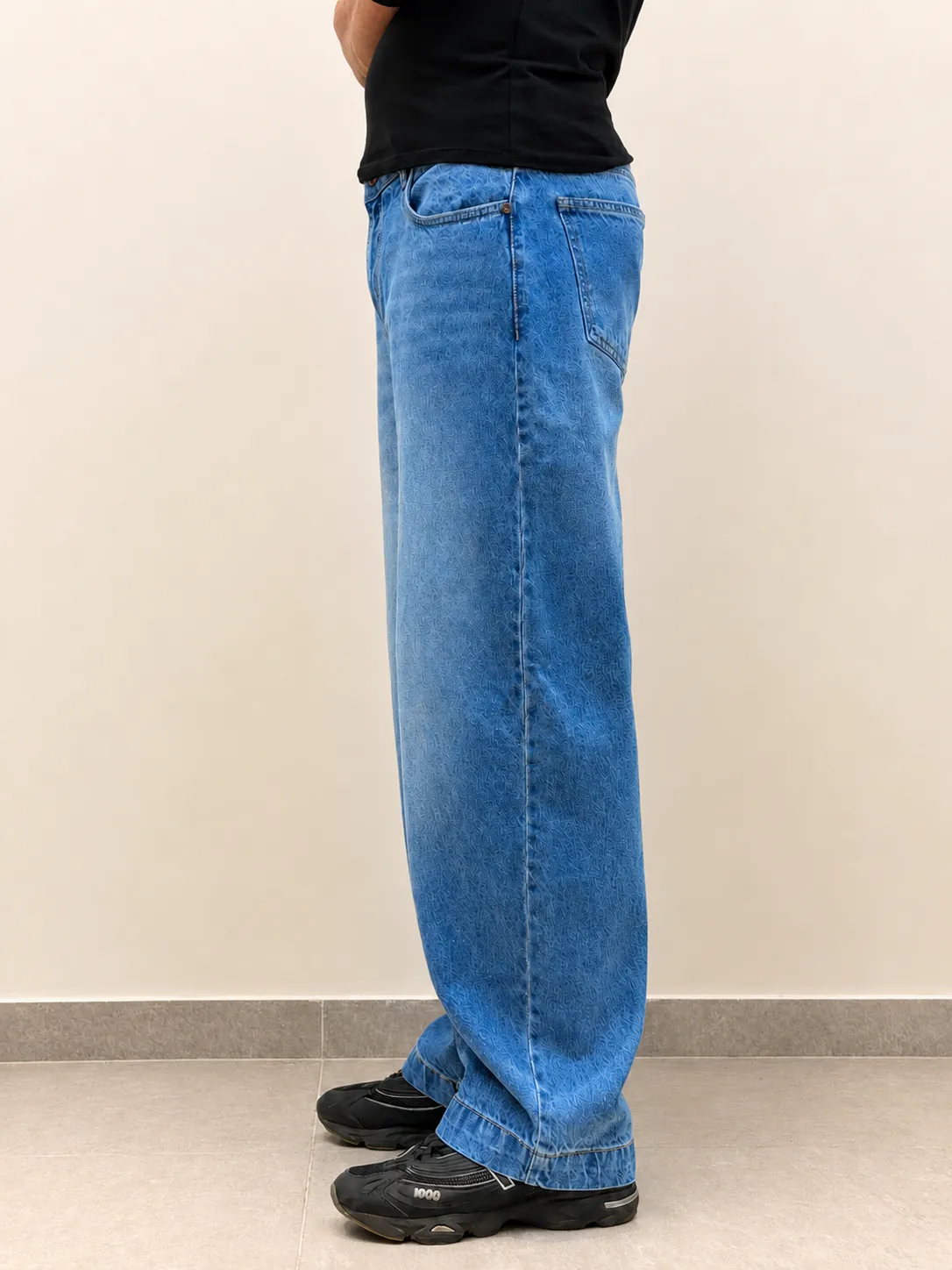 Fabulys™ Men's Light Wash Wide Leg Jeans