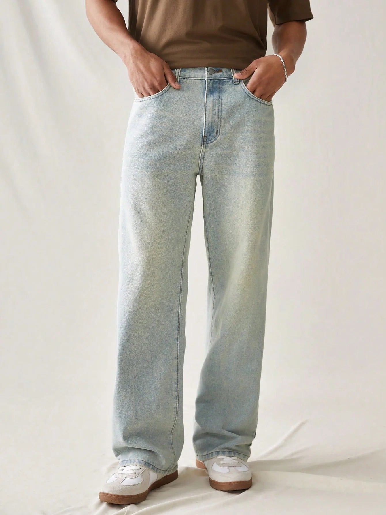Fabulys™ Men's Ice Blue Relaxed Fit Jeans